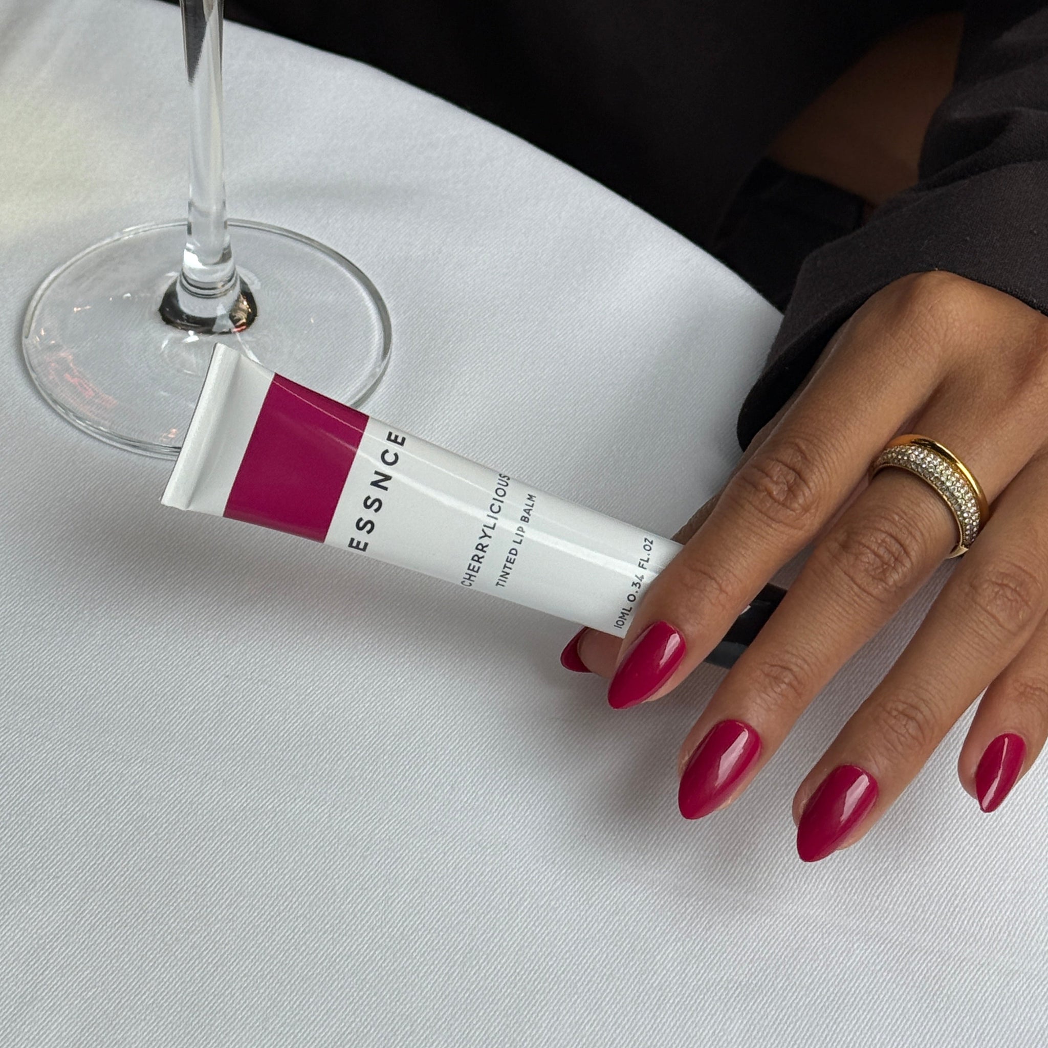 TINTED LIP BALM CHERRYLICIOUS
