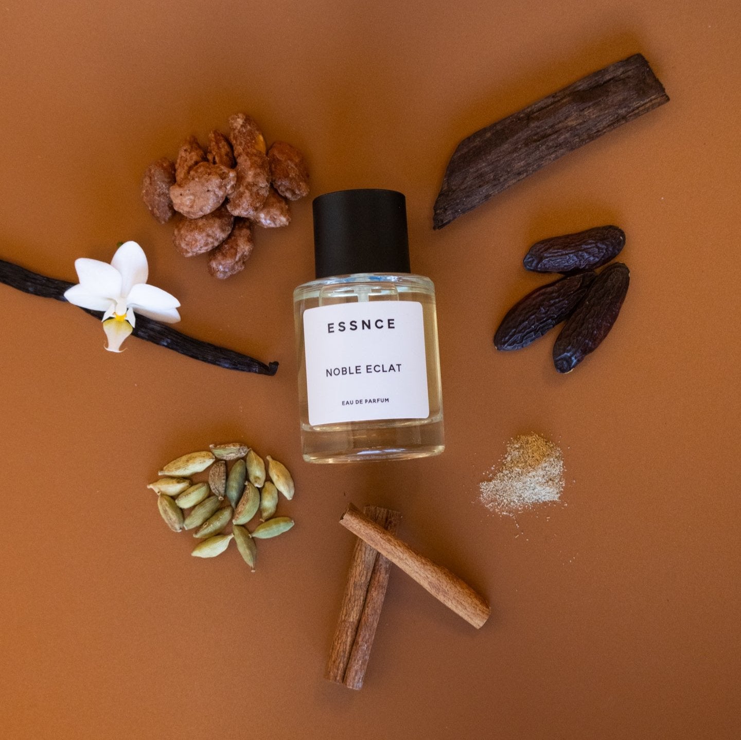 Billig 50 ml unisex parfym från essnce. Noble Eclat är en dupe på Althair av parfums de marly.