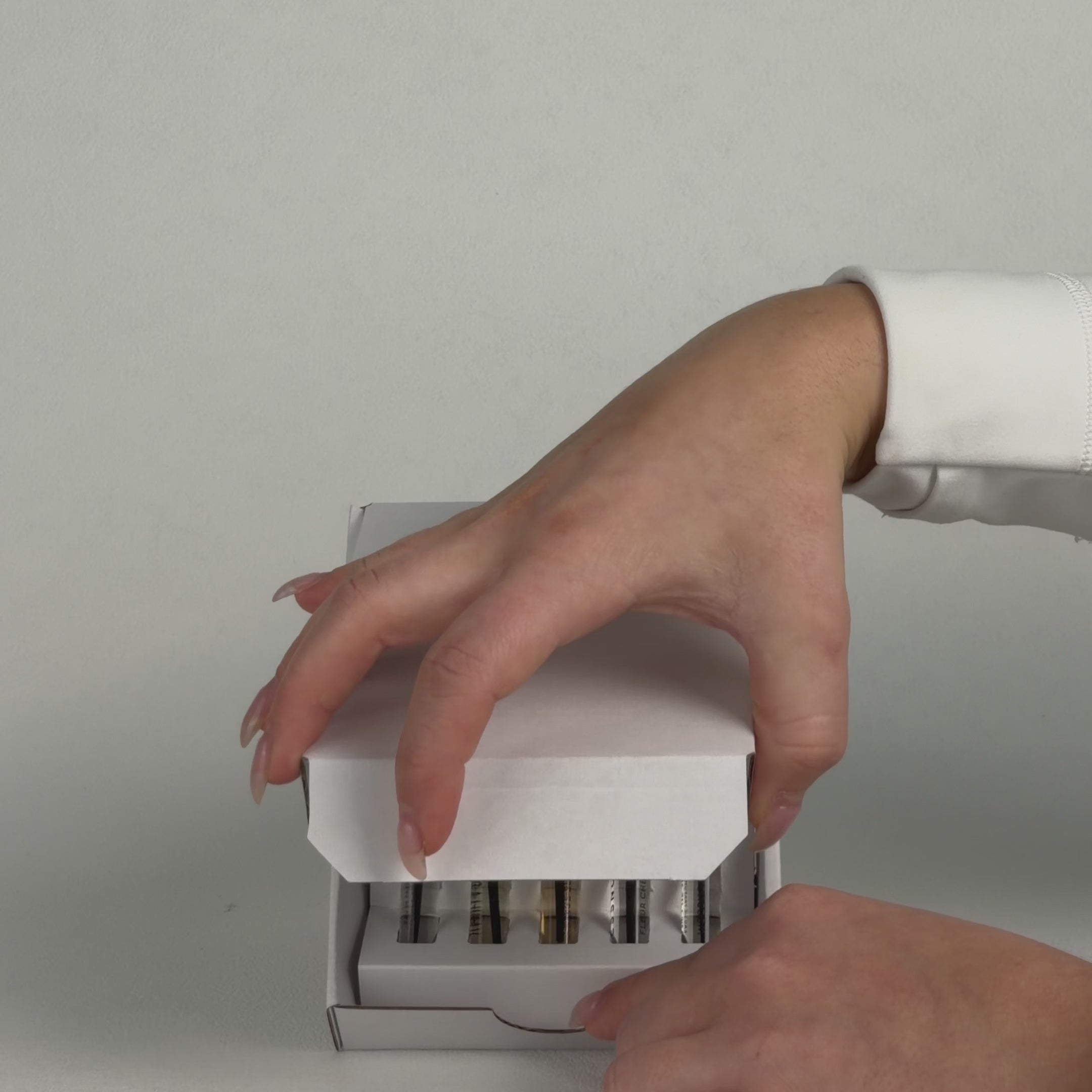 TESTKIT ESSNCE ORIGINALS